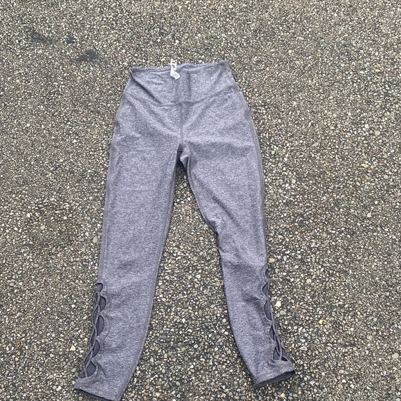 Grey lululemon leggings - Picture 1 of 4